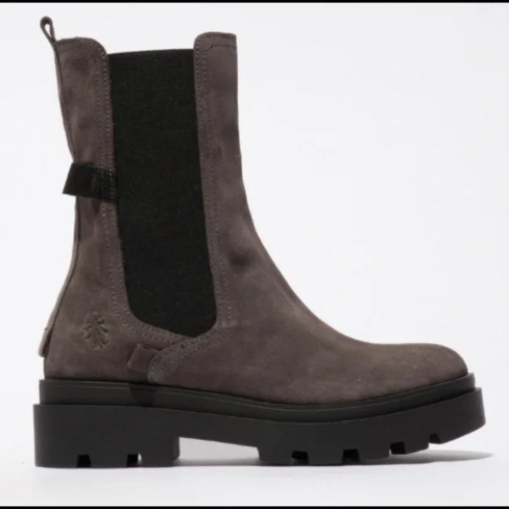 Fly London Judy Suede Chelsea Boots Size 6.5 NWB + NWT